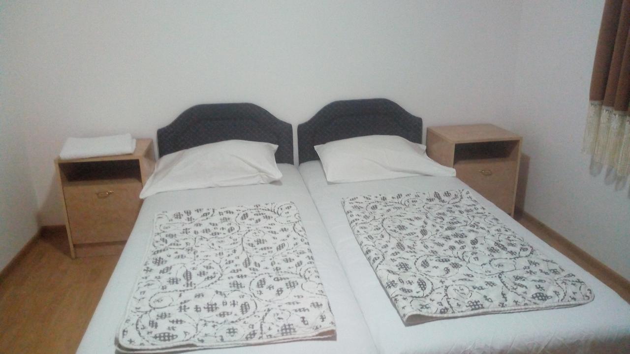 Djordjevic Hotell Budva Exteriör bild